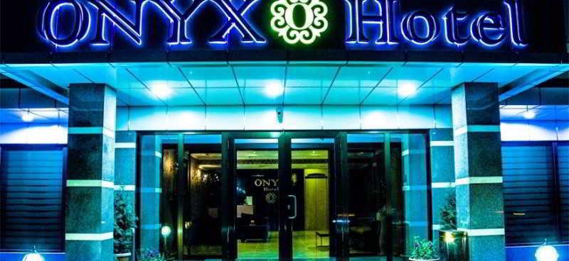 Onyx Hotel Bisjkek Buitenkant foto