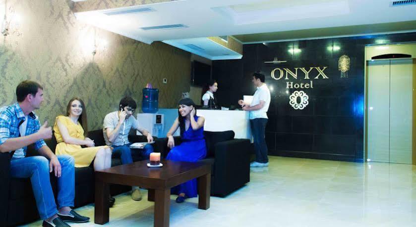 Onyx Hotel Bisjkek Buitenkant foto